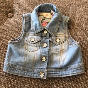 ROUTE 66 BABY 6-9 mth Jean Vest